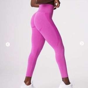 NVGTN brand new with tag Maui contour seamless pink womens leggings size medium